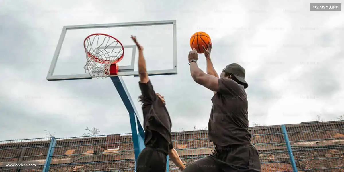 <strong>ub8优游</strong>🏋️举铁不只是锻炼，更是对生活的掌控！